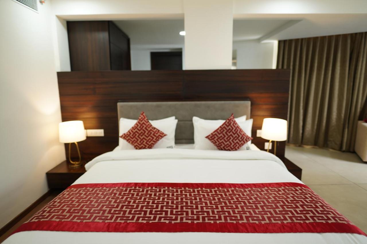 Hotel The Terrace By Ladder Mgd By Citrine à Thiruvananthapuram Extérieur photo