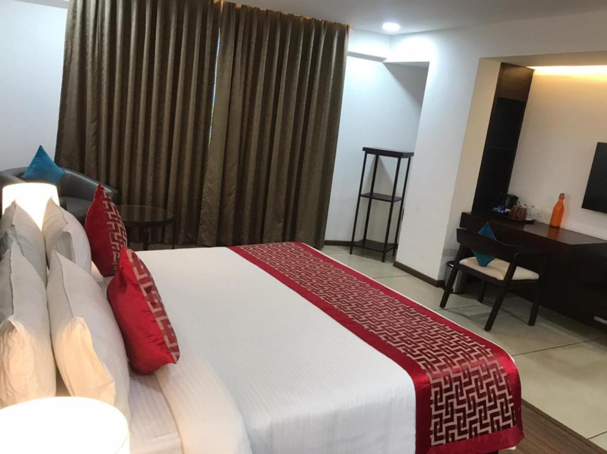 Hotel The Terrace By Ladder Mgd By Citrine à Thiruvananthapuram Extérieur photo